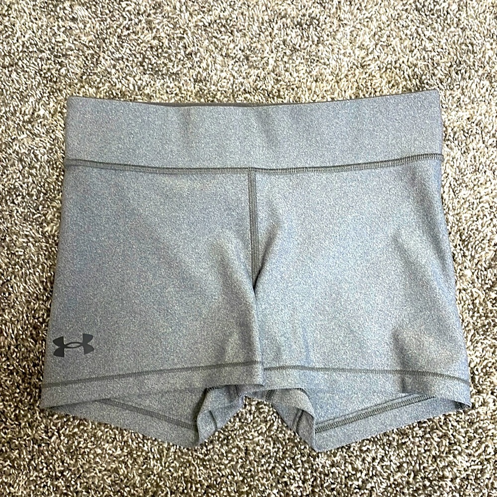 Under Armour Volleyball short